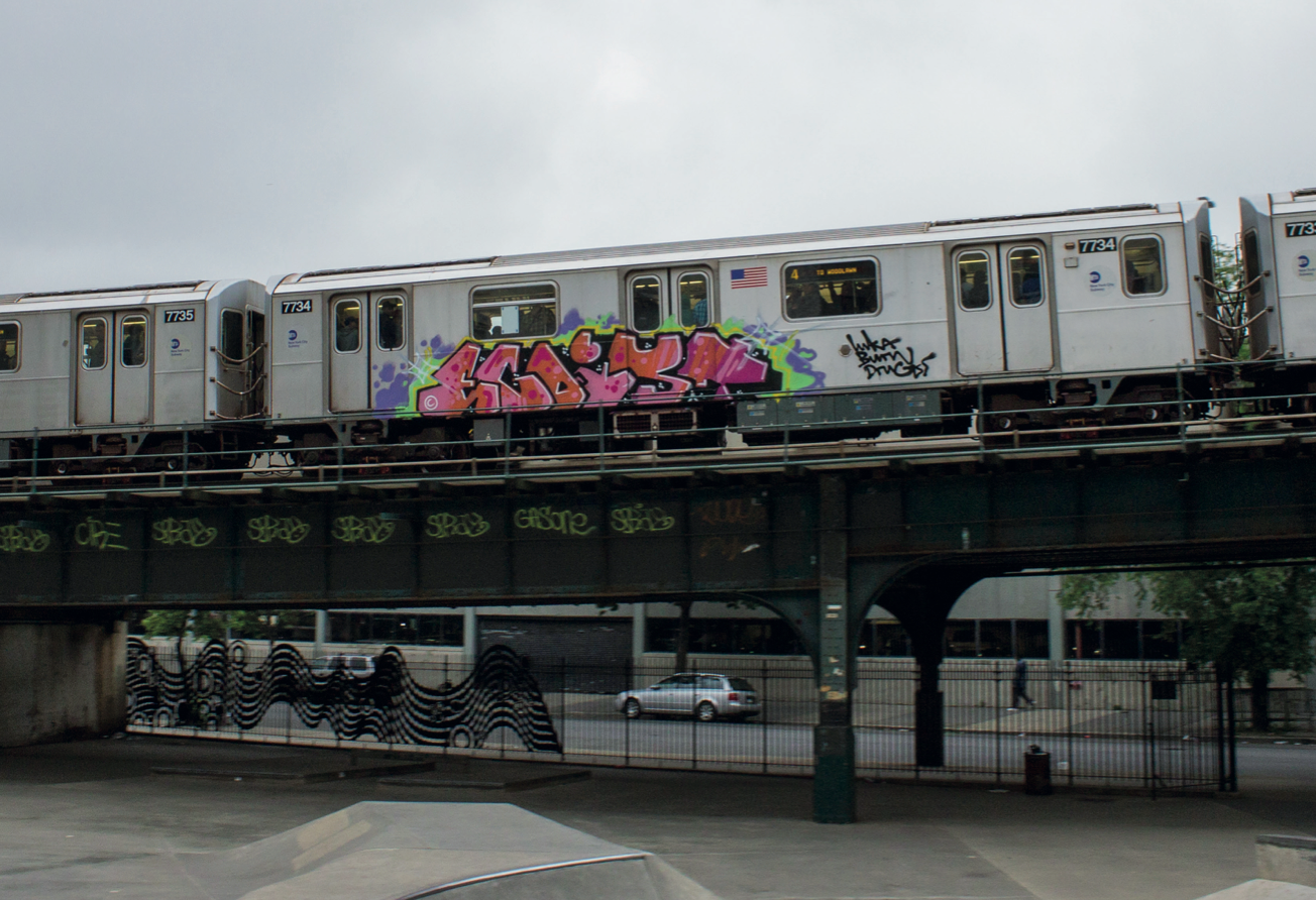 BLACKBOOK 04 - EKSIT (LIMITED EDITION)