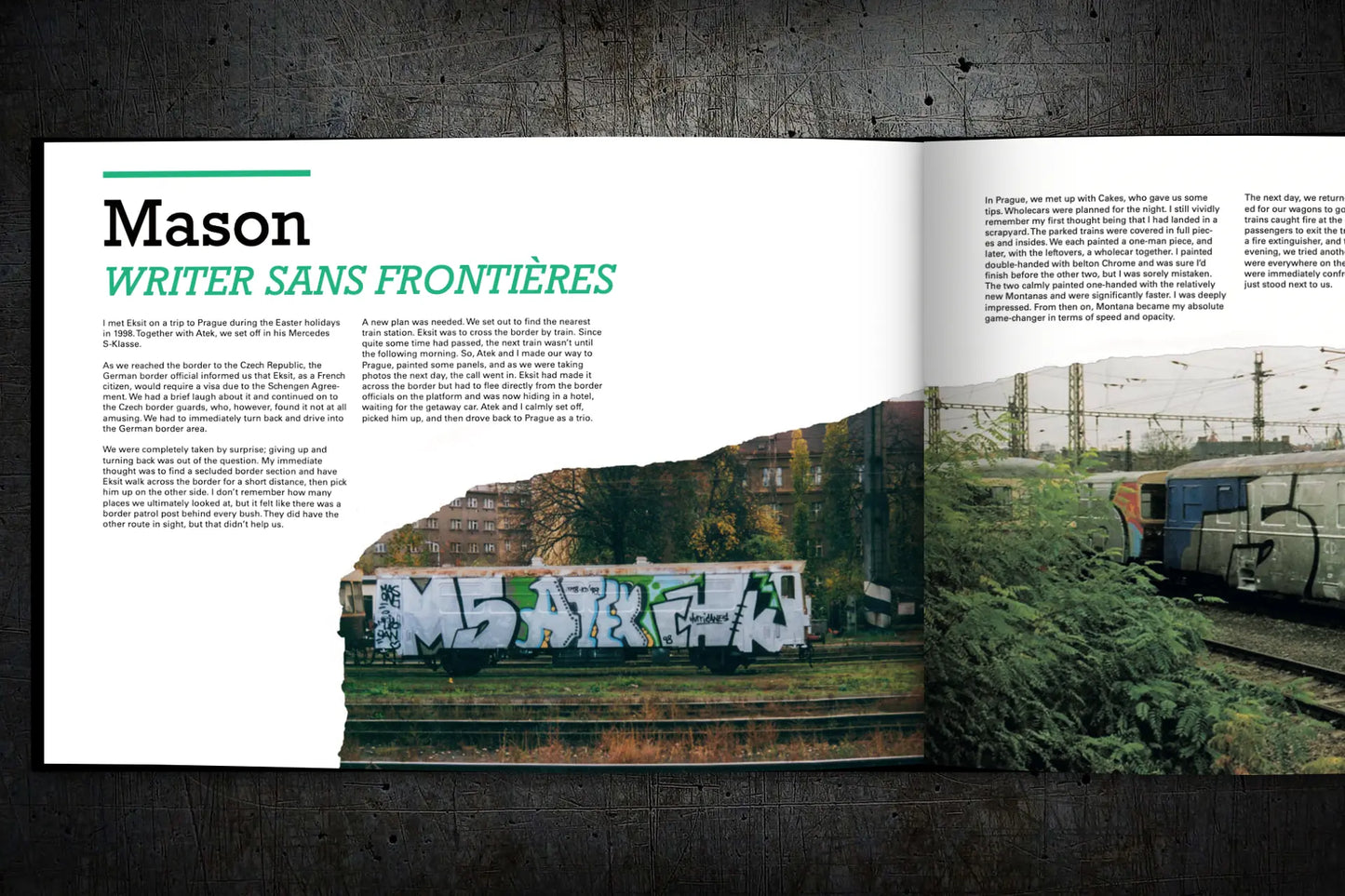 BLACKBOOK 04 - EKSIT (REGULAR EDITION)